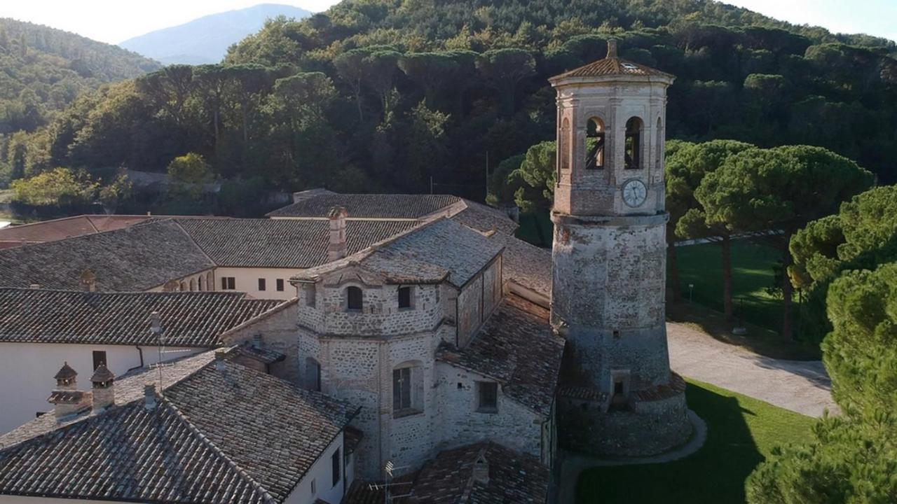 בית הארחה אומברטידה 	Agriturismo Montecorona מראה חיצוני תמונה