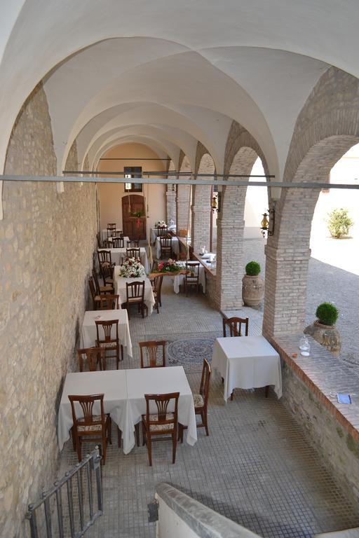 אומברטידה Agriturismo Montecorona מראה חיצוני תמונה